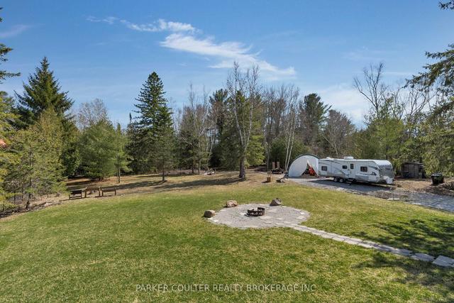 1000 Memorial Ave, House detached with 3 bedrooms, 2 bathrooms and 21 parking in Oro Medonte ON | Image 24