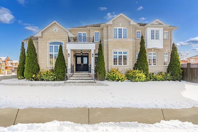 72 Caprara Cres, House detached with 4 bedrooms, 5 bathrooms and 4 parking in Markham ON | Image 1