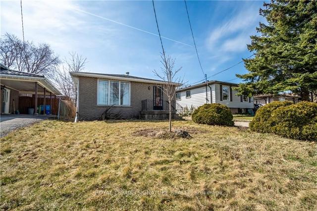 205 Bonaventure Dr, House detached with 3 bedrooms, 2 bathrooms and 4 parking in Hamilton ON | Image 12