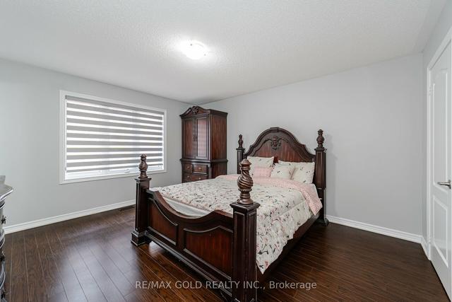 1 Princess Valley Cres, House detached with 4 bedrooms, 5 bathrooms and 7 parking in Brampton ON | Image 10