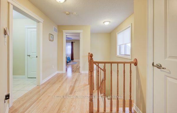 1030 Fernridge Common, House attached with 2 bedrooms, 3 bathrooms and 2 parking in Burlington ON | Image 4