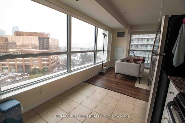 802 - 275 Yorkland Rd, Condo with 1 bedrooms, 1 bathrooms and 1 parking in Toronto ON | Image 16