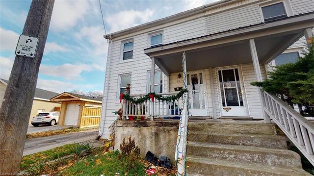 79 Palace St, House attached with 3 bedrooms, 1 bathrooms and 3 parking in Brantford ON | Image 2