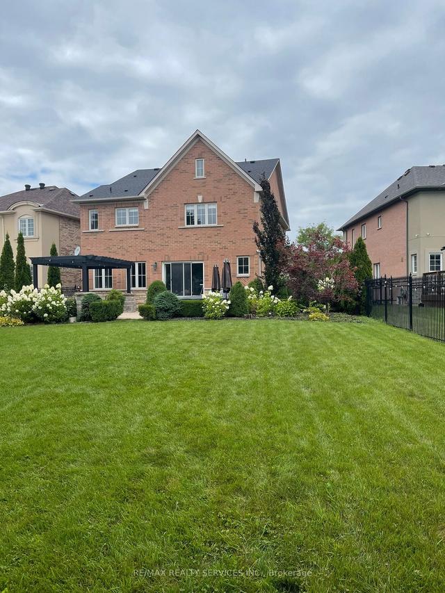 7 Belleville Dr, House detached with 4 bedrooms, 4 bathrooms and 6 parking in Brampton ON | Image 13