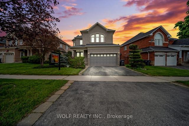 810 Craig Carrier Ct, House detached with 4 bedrooms, 5 bathrooms and 4 parking in Mississauga ON | Image 1