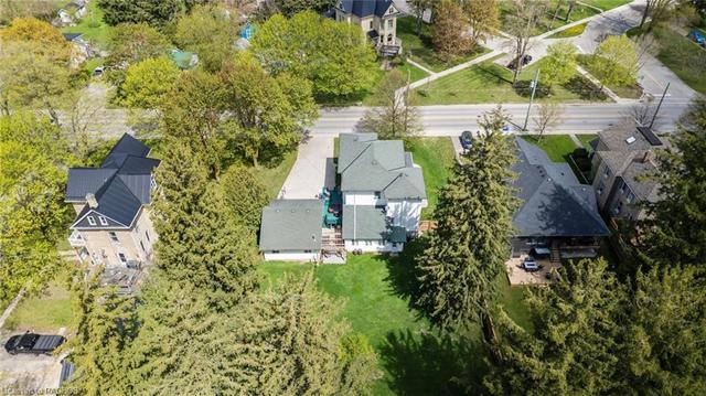 360 Queen St W, House detached with 5 bedrooms, 2 bathrooms and 7 parking in Wellington North ON | Image 38