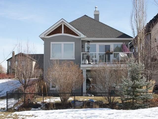 323 Valley Woods Pl Nw, House detached with 1 bedrooms, 3 bathrooms and 6 parking in Calgary AB | Image 2