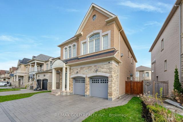 301 Chatfield Dr, House detached with 4 bedrooms, 5 bathrooms and 4 parking in Vaughan ON | Image 12
