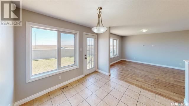 4279 Nicurity Drive, House detached with 3 bedrooms, 3 bathrooms and null parking in Regina SK | Image 6