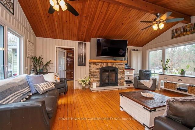 459 County Rd 24, House detached with 4 bedrooms, 1 bathrooms and 10 parking in Kawartha Lakes ON | Image 30