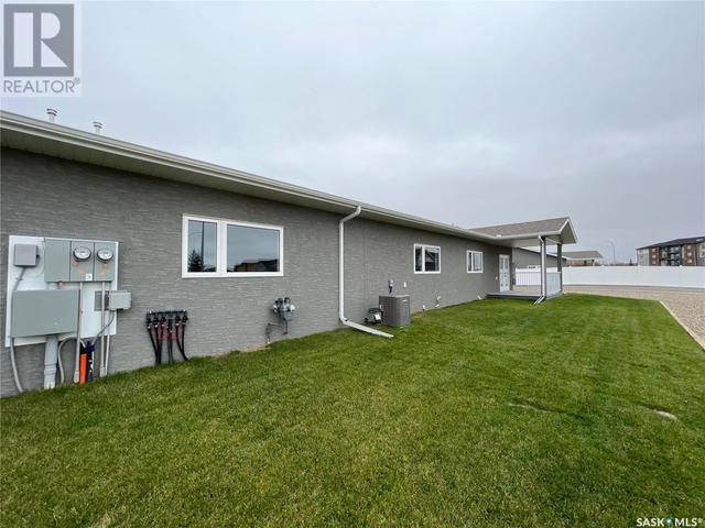 10 - 2330 Morsky Dr, House semidetached with 2 bedrooms, 2 bathrooms and null parking in Estevan SK | Image 30