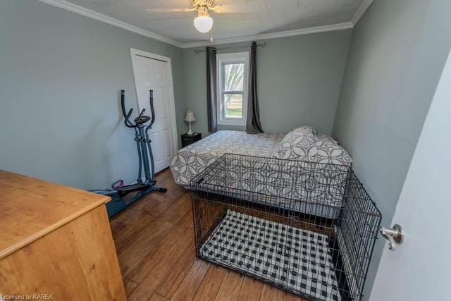 5437 Goodrich St, House detached with 2 bedrooms, 1 bathrooms and 6 parking in South Frontenac ON | Image 16