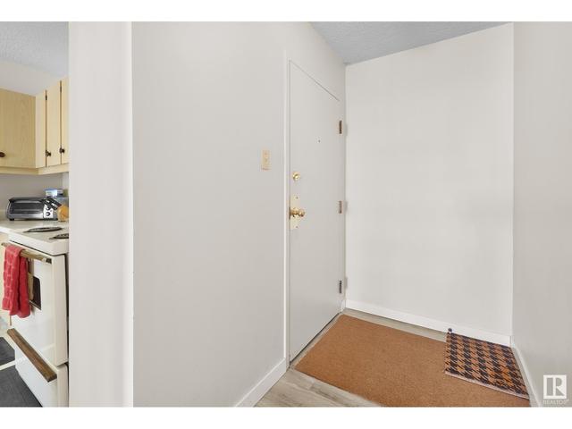 701 - 11027 87 Ave Nw, Condo with 2 bedrooms, 2 bathrooms and null parking in Edmonton AB | Image 2