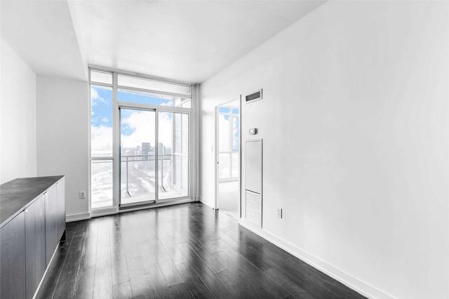 4110 - 21 Iceboat Terr, Condo with 1 bedrooms, 1 bathrooms and 0 parking in Toronto ON | Image 22