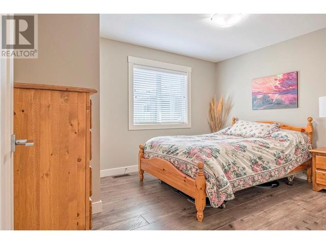 2100 - 55 Avenue Unit# 3, House other with 2 bedrooms, 2 bathrooms and 4 parking in Vernon BC | Image 26