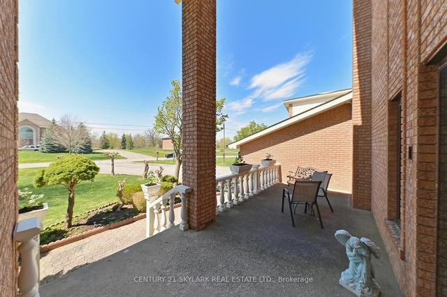 9 Princess Andrea Ct, House detached with 5 bedrooms, 4 bathrooms and 15 parking in Brampton ON | Image 34