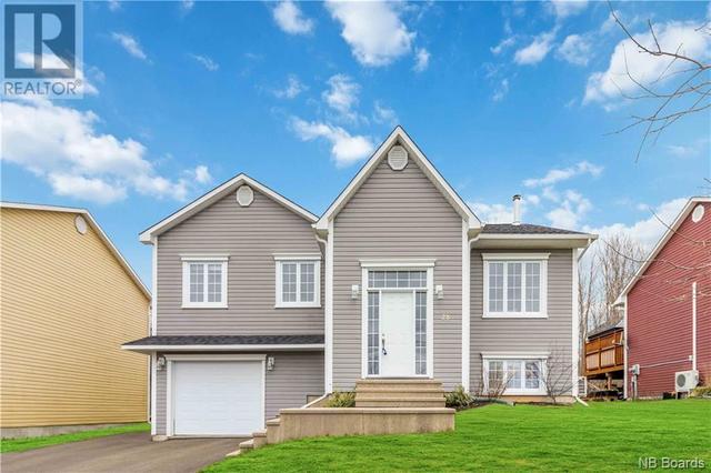 28 Brandon Crt, House detached with 4 bedrooms, 2 bathrooms and null parking in Fredericton NB | Image 1