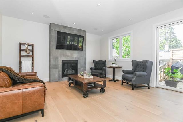 39 Rodney Blvd, House detached with 3 bedrooms, 4 bathrooms and 3 parking in Guelph ON | Image 8