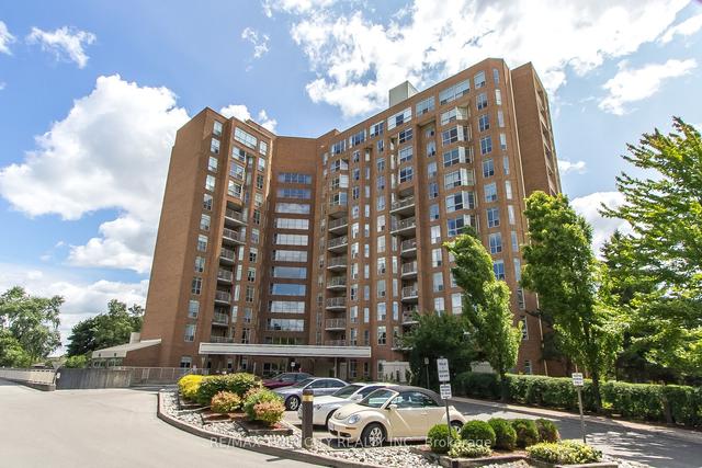 409 - 1414 King St E, Condo with 3 bedrooms, 1 bathrooms and 2 parking in Kitchener ON | Image 1