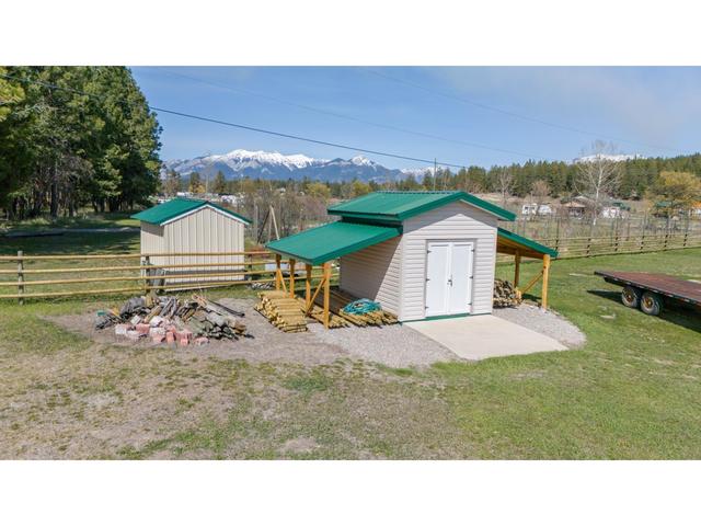 779 Sundown Lane, House detached with 3 bedrooms, 4 bathrooms and null parking in East Kootenay B BC | Image 60