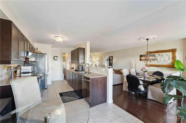 224 Macoun Cir, Townhouse with 3 bedrooms, 3 bathrooms and 3 parking in Ottawa ON | Image 15
