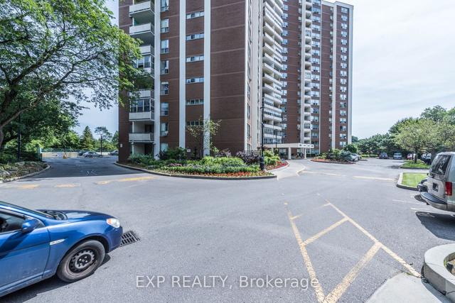 1202 - 60 Pavane Linkway, Condo with 2 bedrooms, 1 bathrooms and 1 parking in Toronto ON | Image 31