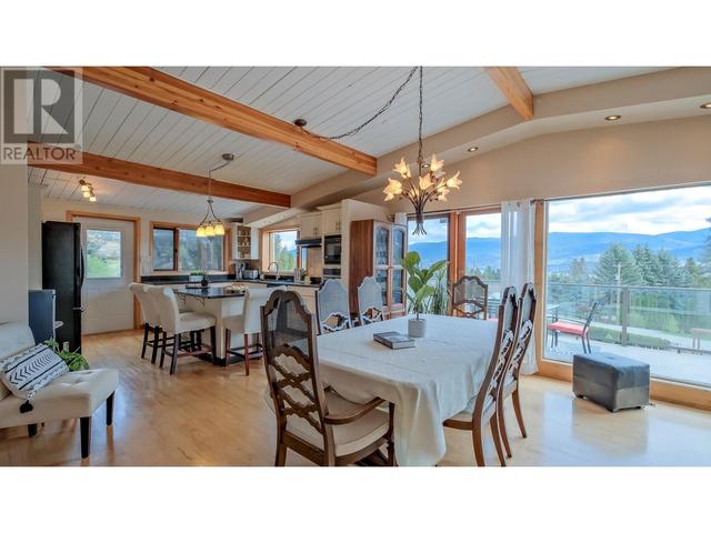 404 West Bench Dr, House detached with 4 bedrooms, 3 bathrooms and 7 parking in Okanagan Similkameen F BC | Image 19