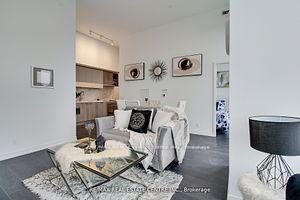 211 - 2020 Bathurst St, Condo with 3 bedrooms, 2 bathrooms and 1 parking in Toronto ON | Image 7