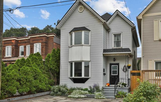 139 Niagara St, House detached with 3 bedrooms, 1 bathrooms and 2 parking in Hamilton ON | Image 12