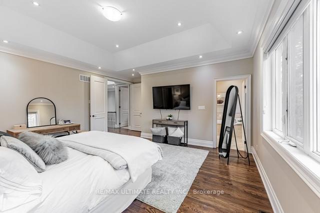 43 Camberwell Rd, House detached with 4 bedrooms, 5 bathrooms and 2 parking in Toronto ON | Image 9