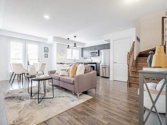 11 - 39 Hays Blvd, Townhouse with 2 bedrooms, 2 bathrooms and 2 parking in Oakville ON | Image 12
