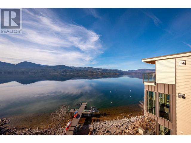 9607 Eastside Rd, House detached with 4 bedrooms, 3 bathrooms and 1 parking in Vernon BC | Image 2