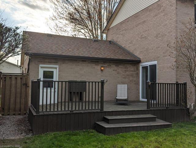 6870 Buckingham Dr, House detached with 3 bedrooms, 2 bathrooms and 4 parking in Niagara Falls ON | Image 18