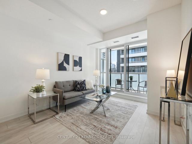 1013 - 34 Tubman Ave, Condo with 1 bedrooms, 1 bathrooms and 0 parking in Toronto ON | Image 6
