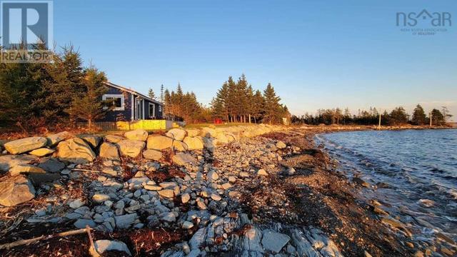29608 Highway 7, House detached with 1 bedrooms, 1 bathrooms and null parking in Halifax NS | Image 15