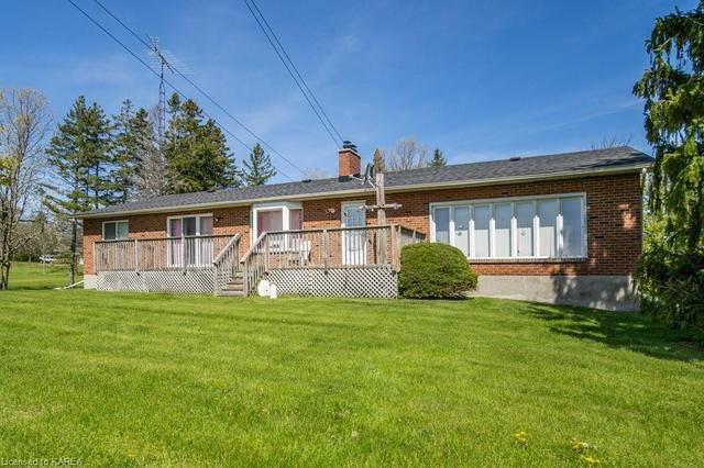 8970 Highway 33, House detached with 2 bedrooms, 1 bathrooms and 9 parking in Greater Napanee ON | Image 20