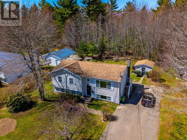 15 Pinecrest Drive, House detached with 5 bedrooms, 2 bathrooms and null parking in Middleton NS | Image 1
