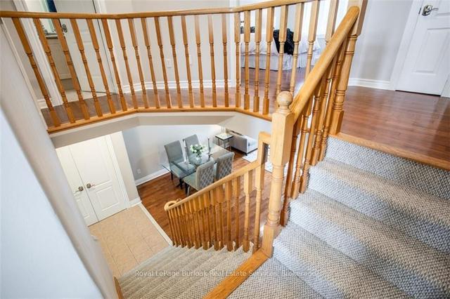 5269 Nova Cres, House detached with 4 bedrooms, 3 bathrooms and 4 parking in Burlington ON | Image 17