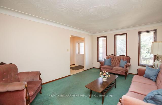 92 Taymall St, House detached with 3 bedrooms, 2 bathrooms and 5 parking in Hamilton ON | Image 38
