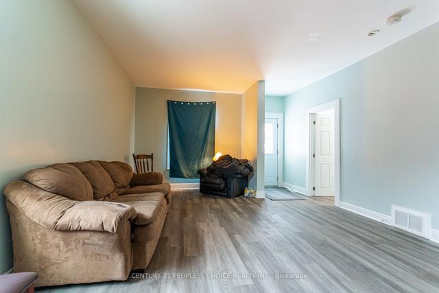 413 St. Paul Ave, House detached with 2 bedrooms, 2 bathrooms and 4 parking in Brantford ON | Image 24