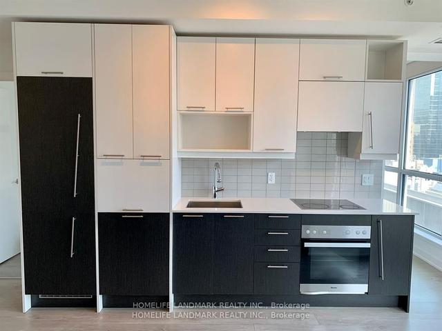 1906 - 30 Nelson St, Condo with 1 bedrooms, 1 bathrooms and 1 parking in Toronto ON | Image 12