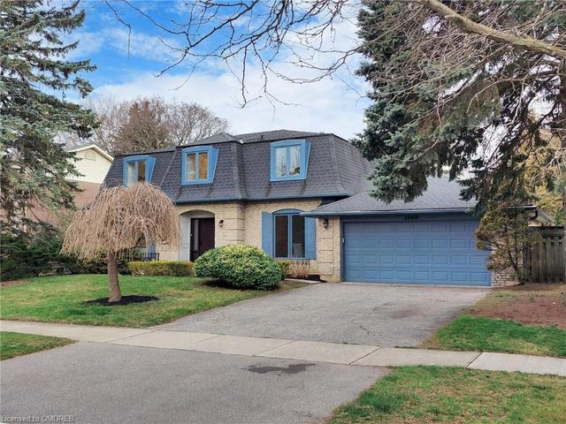 2269 All Saints Crescent, House detached with 4 bedrooms, 3 bathrooms and 4 parking in Oakville ON | Image 1