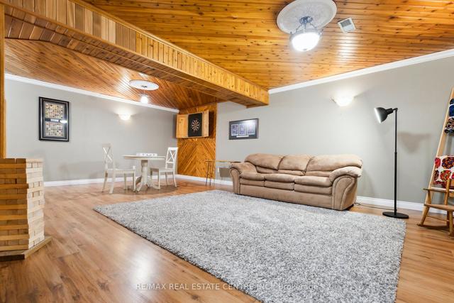 118 Imperial Rd N, House detached with 3 bedrooms, 2 bathrooms and 2 parking in Guelph ON | Image 21
