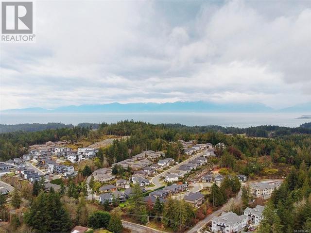 10 - 630 Brookside Rd, House attached with 2 bedrooms, 3 bathrooms and 2 parking in Colwood BC | Image 25