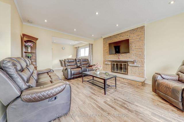 1 Millmere Dr, House detached with 3 bedrooms, 3 bathrooms and 4 parking in Toronto ON | Image 34