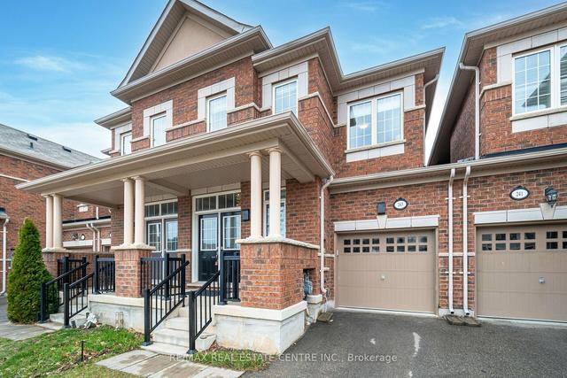 243 Sarah Cline Dr, House attached with 3 bedrooms, 4 bathrooms and 2 parking in Oakville ON | Image 12