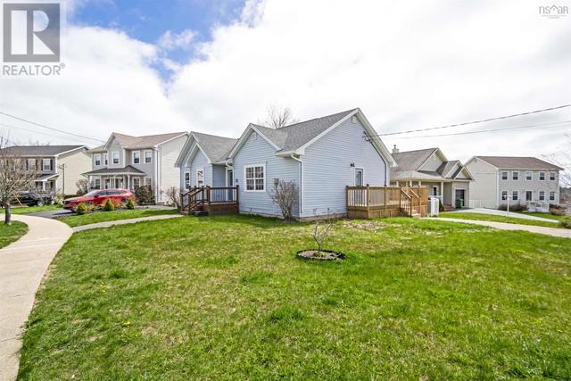 70 Sawmill Cres, House detached with 4 bedrooms, 2 bathrooms and null parking in Halifax NS | Image 45