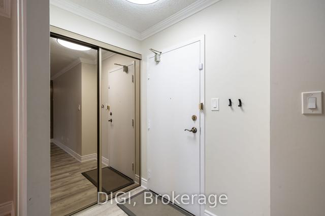 1621 - 633 Bay St, Condo with 1 bedrooms, 1 bathrooms and 0 parking in Toronto ON | Image 22