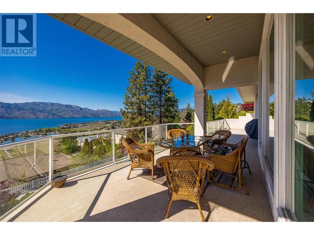 1305 Menu Rd, House detached with 4 bedrooms, 3 bathrooms and 6 parking in West Kelowna BC | Image 20