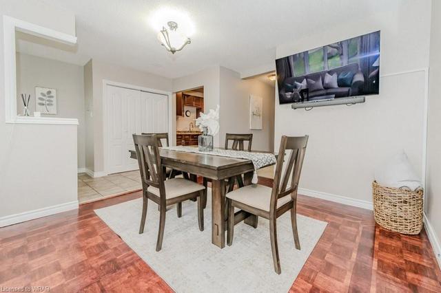11 Eliot Pl, House semidetached with 5 bedrooms, 2 bathrooms and 4 parking in Guelph ON | Image 2